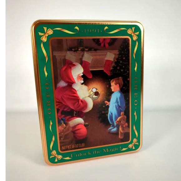 Vintage Collector Tin Christmas Cookies/Candy Oreo “Unlock the Magic” 1991 - Picture 2 of 9